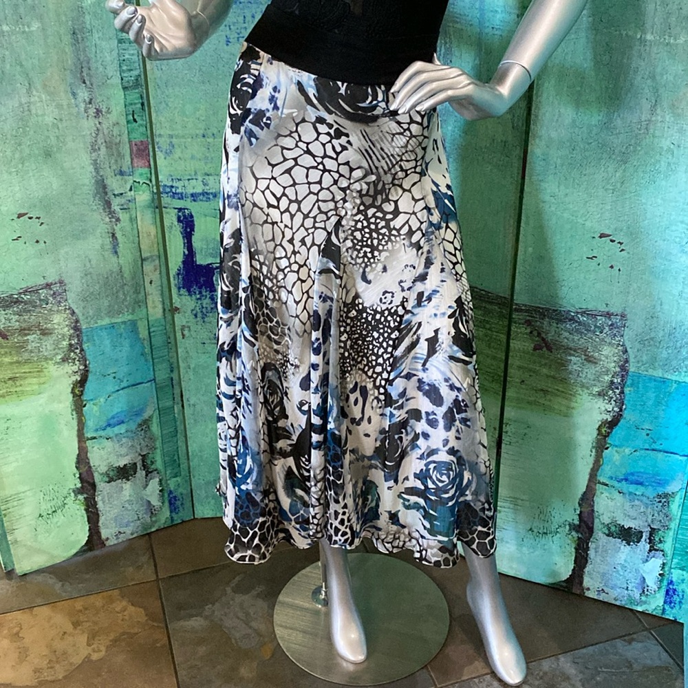 Lapis Blue Roses Maxi Skirt